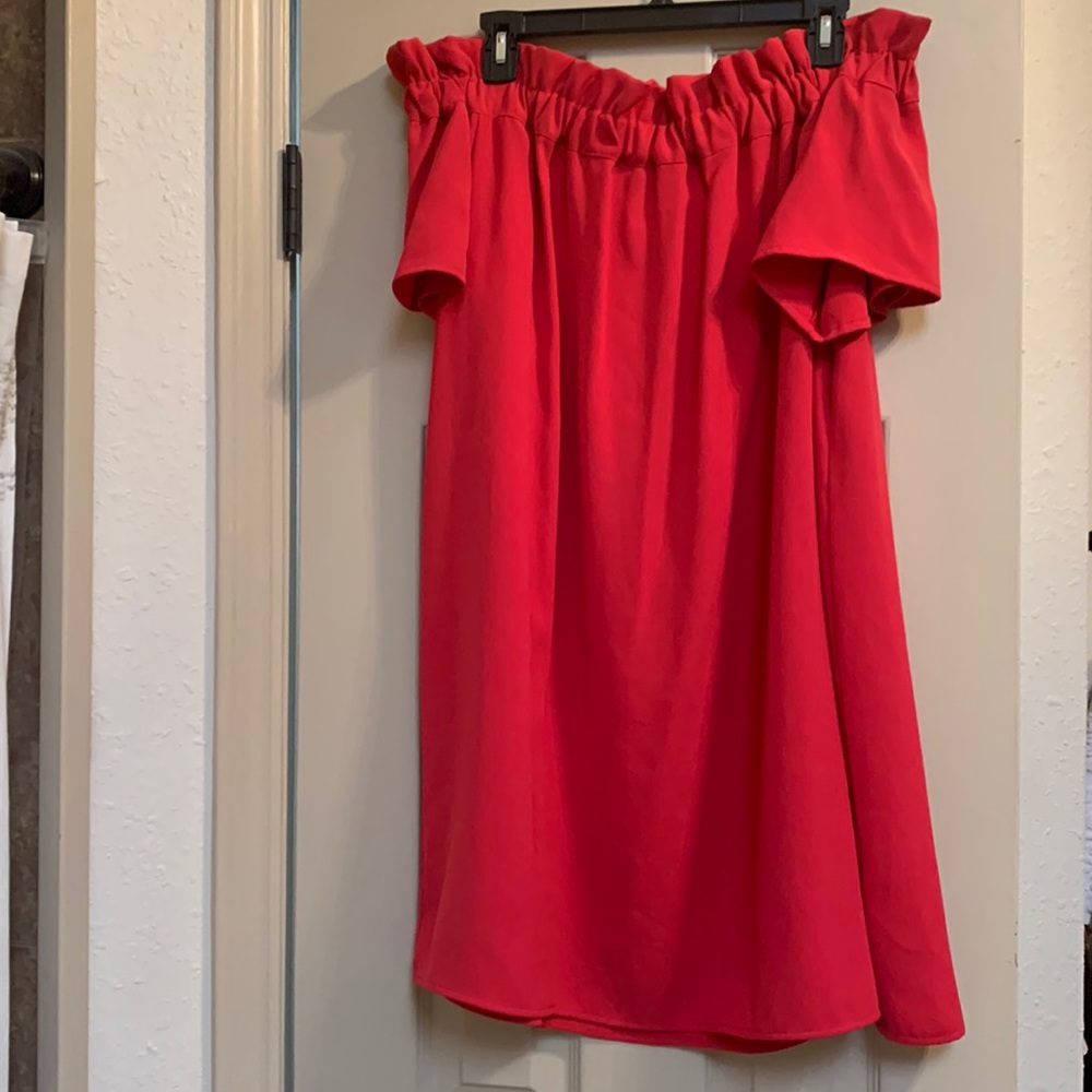 RED OFF THE SHOULDER DRESS